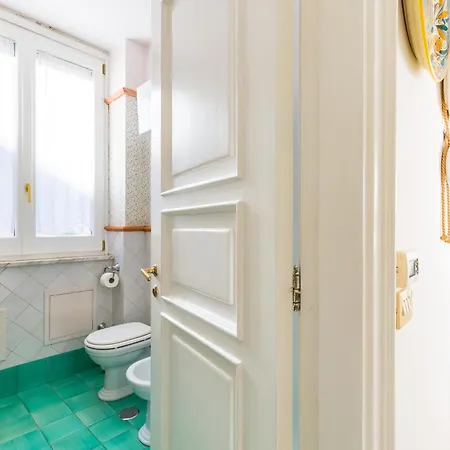 Residenza Capano Charming House By Napoliapartments *