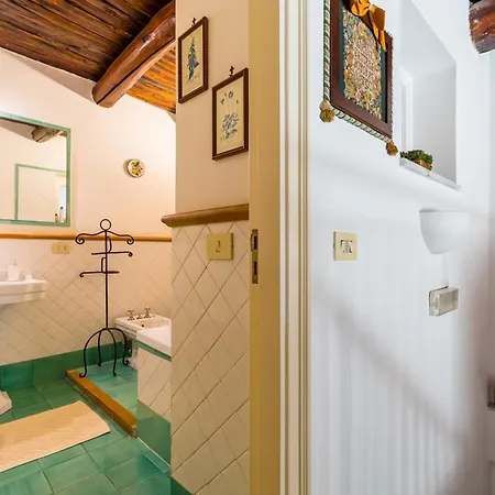Residenza Capano Charming House By Napoliapartments アパート ナポリ